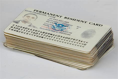 lv.com/green card